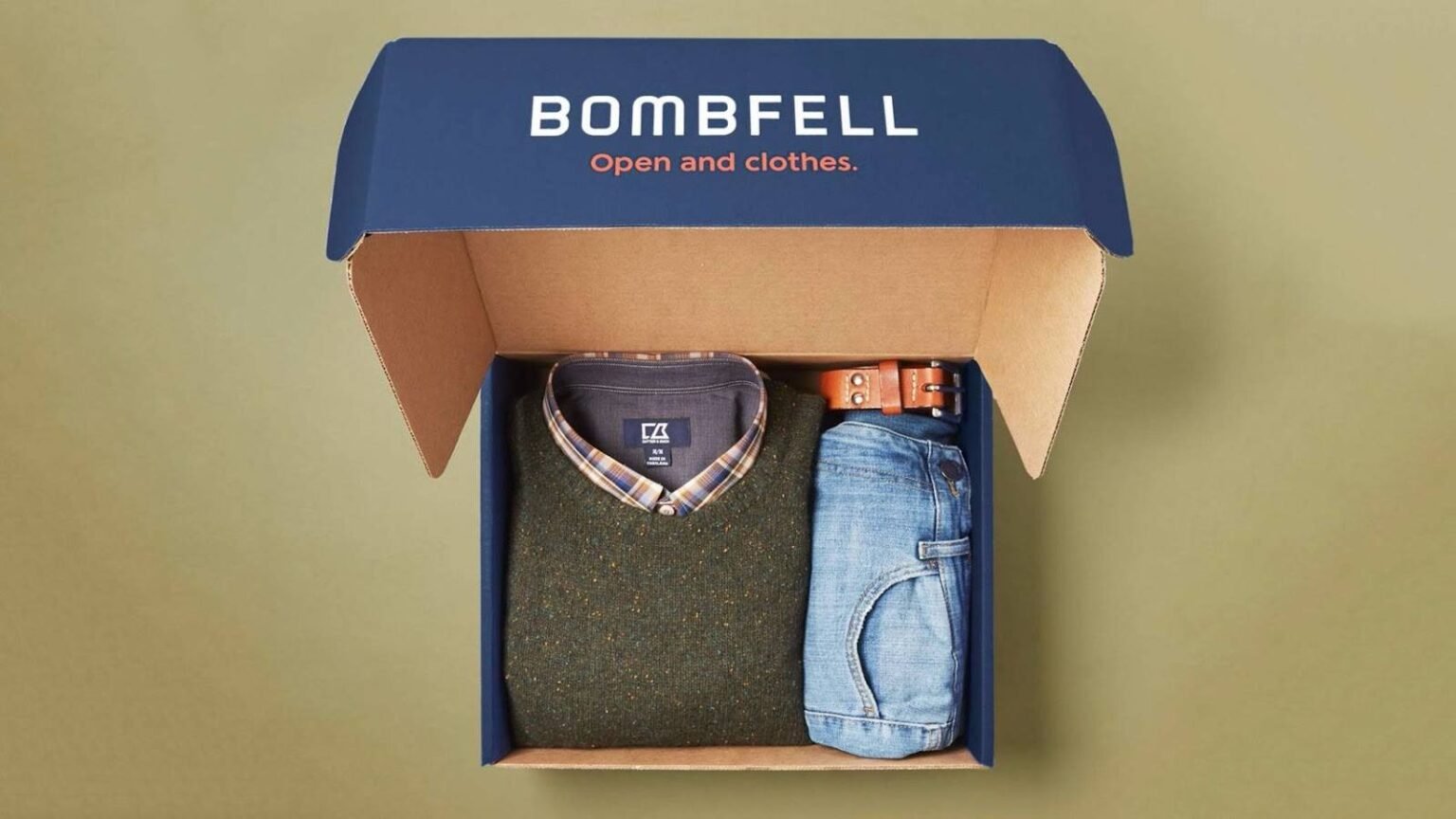 Custom Apparel Packaging: Elevate Your Brand Custom Apparel Packaging